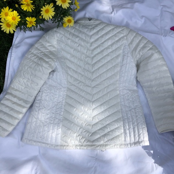 White puffer jacket - Picture 5 of 7